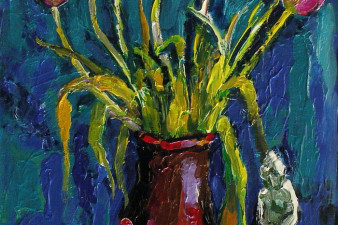 Тюльпаны на голубом фоне. 2013. Холст, масло. 70х50